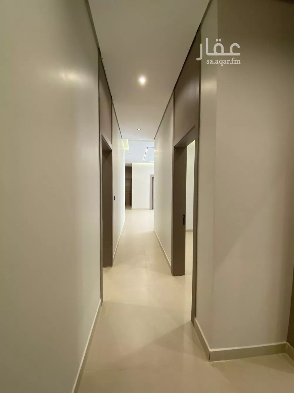 5 bedroom floor in Al Janadriyah 4