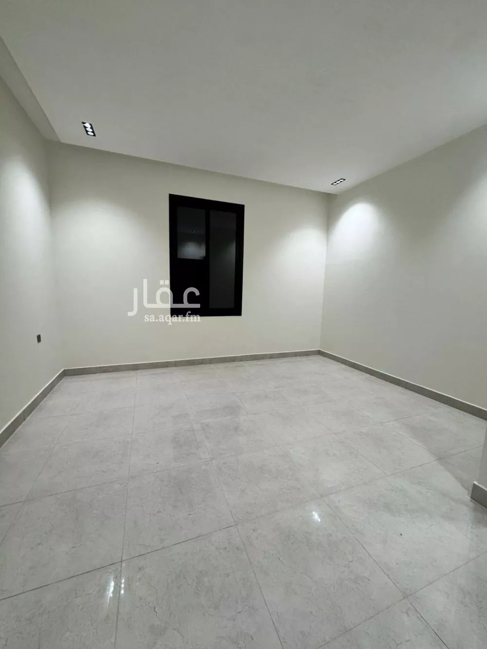 3 bedroom floor in Tuwaiq 14