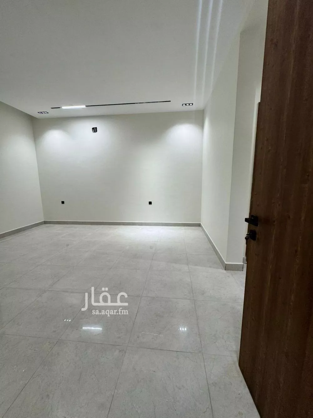 3 bedroom floor in Tuwaiq 7