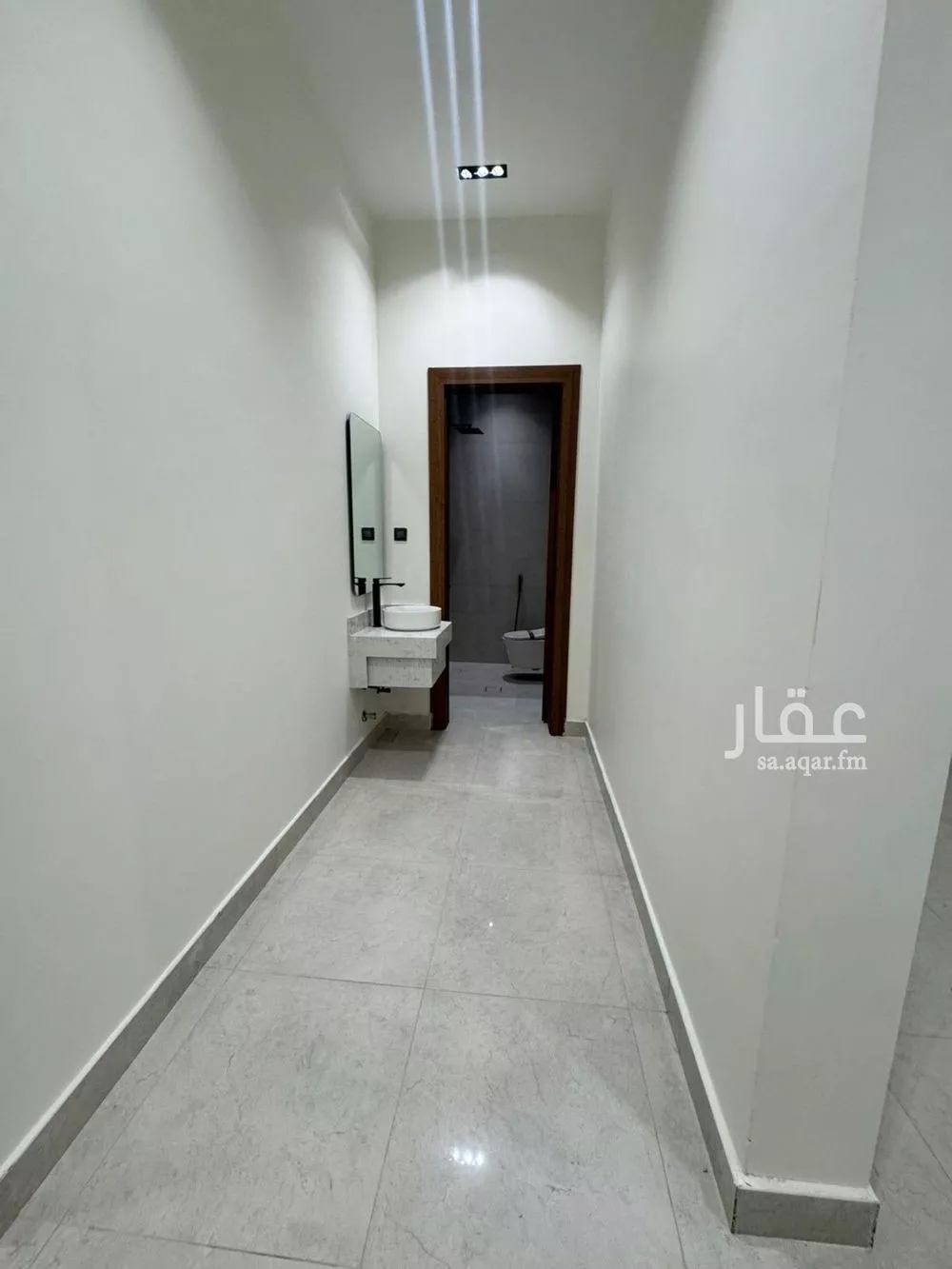 3 bedroom floor in Tuwaiq 8