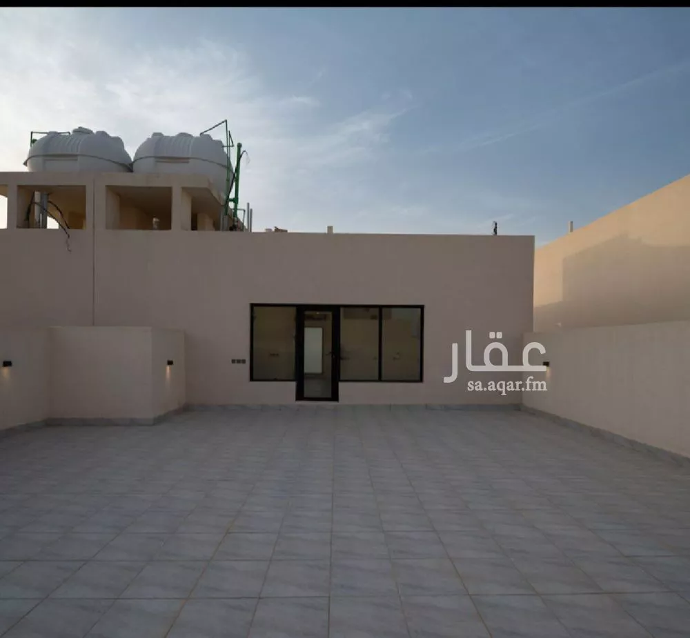 دور 4 غرف في عرقة 16