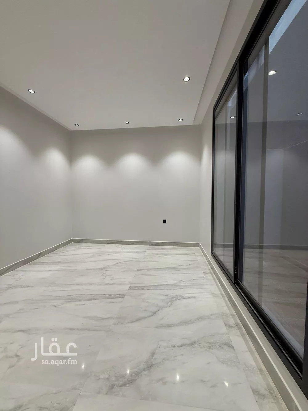 دور 5 غرف في الرمال 19
