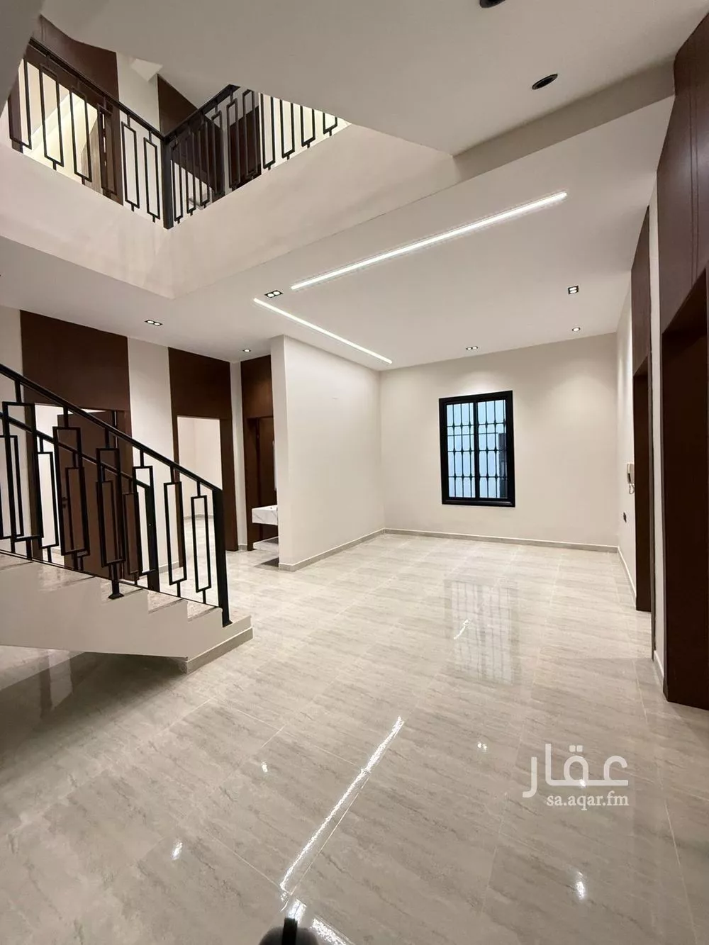 6 bedroom floor in Dahiat Namar 16