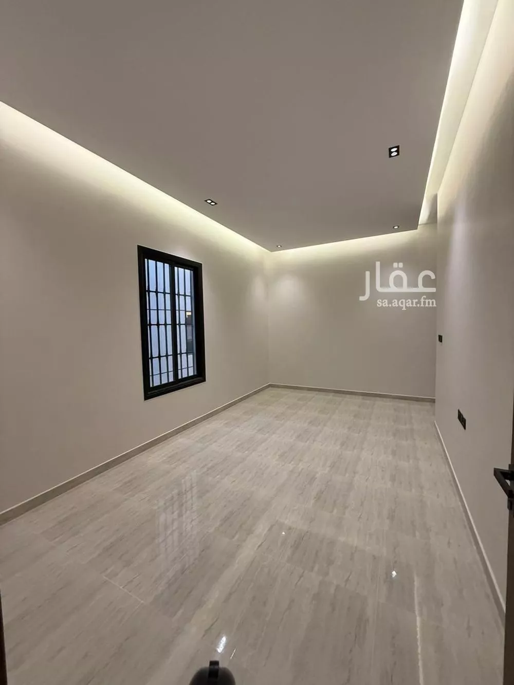 6 bedroom floor in Dahiat Namar 5