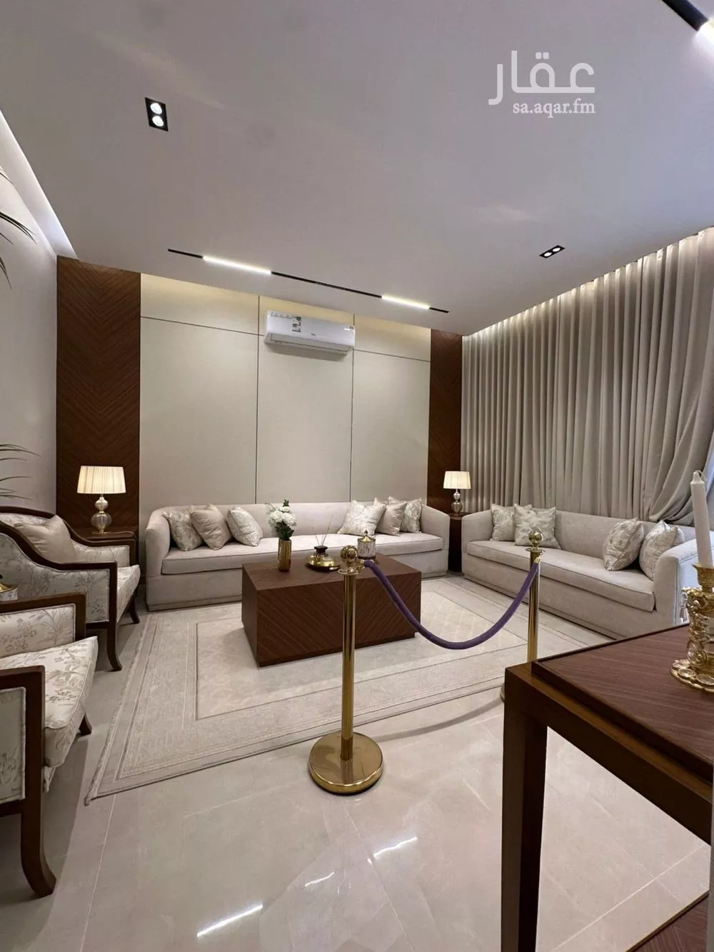 4 bedroom floor in Okaz 11