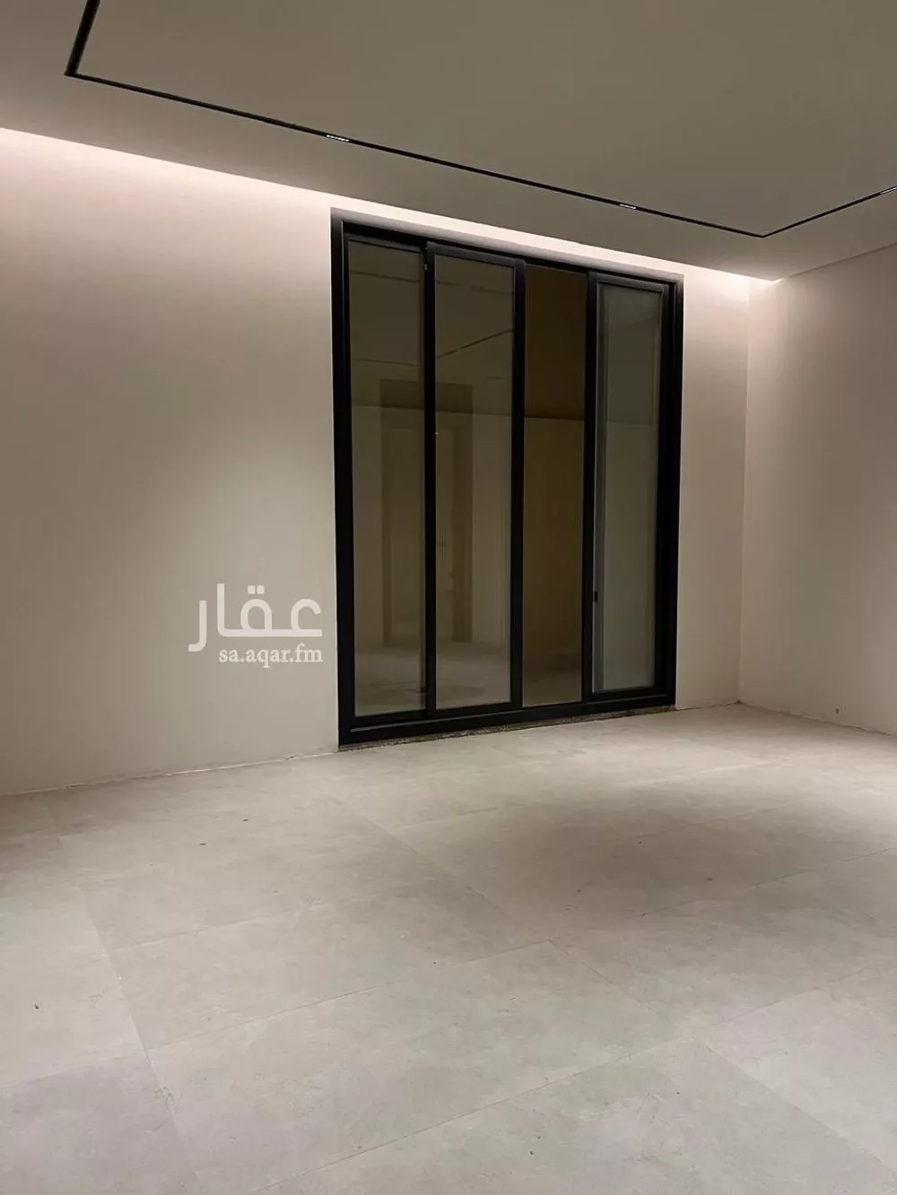 4 bedroom floor in Al Maizilah 5