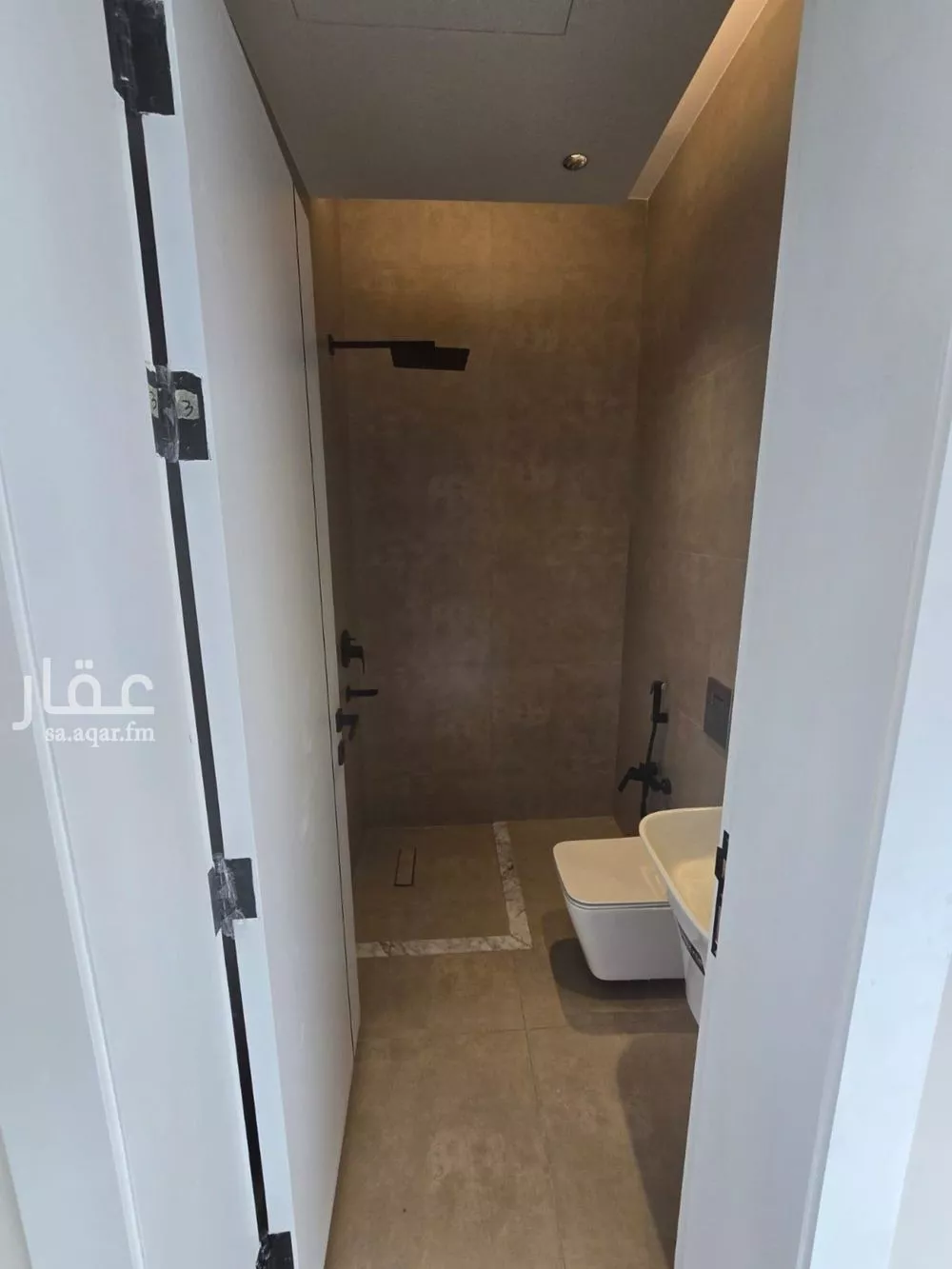 دور 3 غرف في النرجس 7