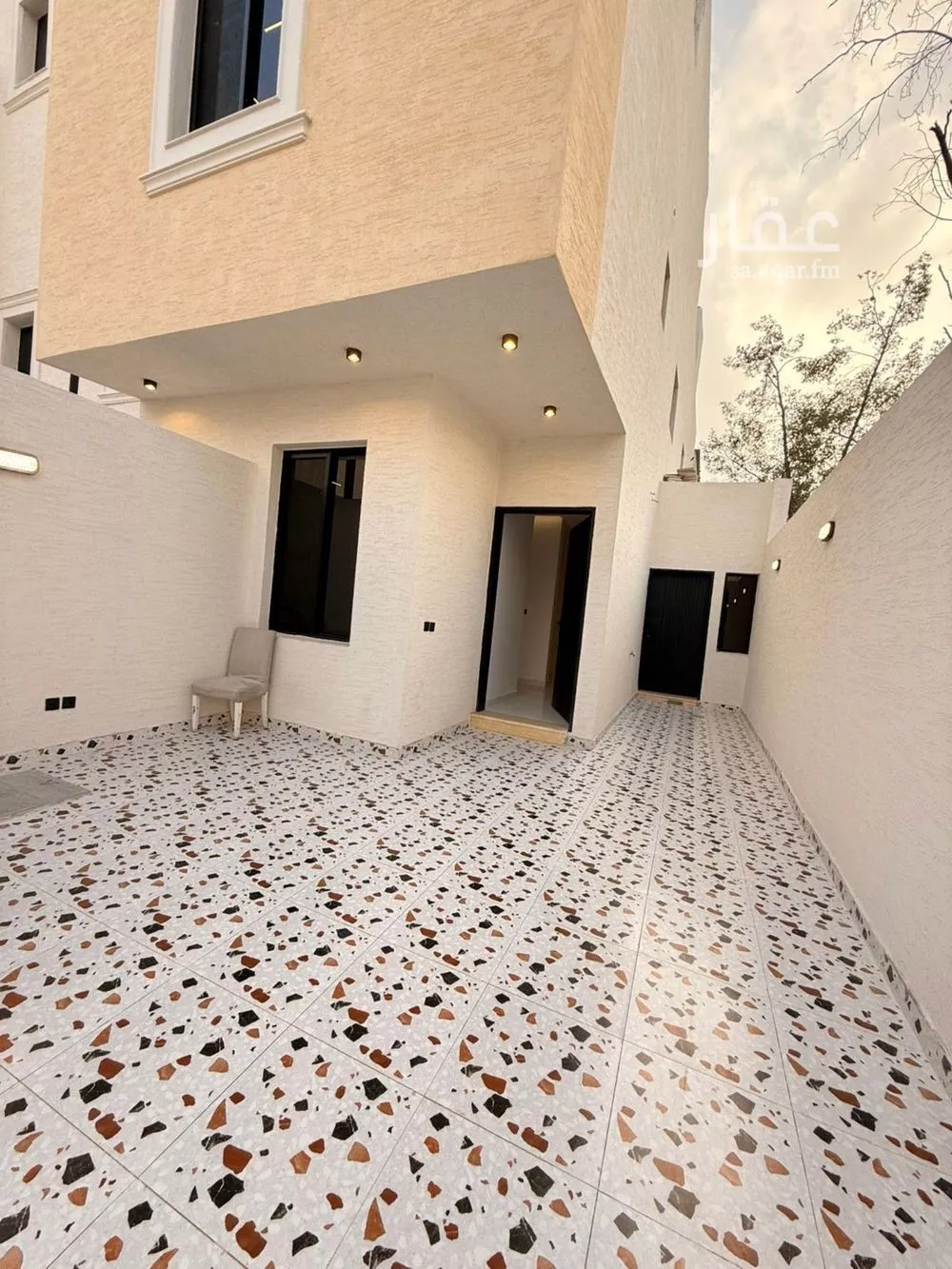 5 bedroom floor in As Suwaidi 4