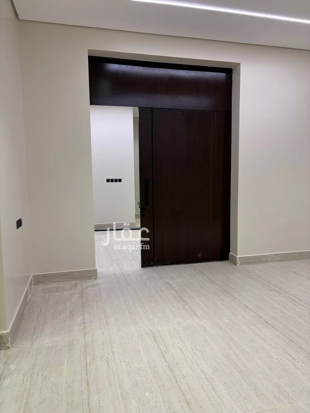 6 bedroom floor in Al Khaleej 10