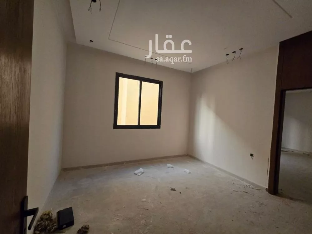 3 bedroom floor in Al Hazm 2