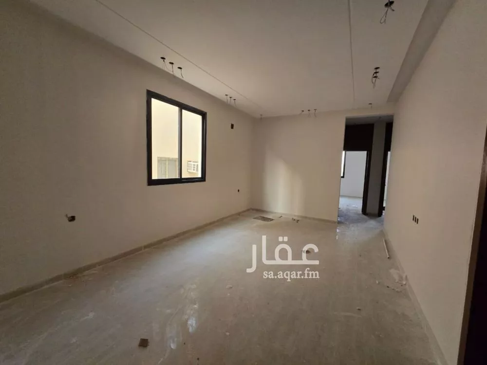 3 bedroom floor in Al Hazm 3