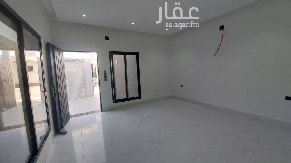 دور 3 غرف في العريجاء الغربية 13