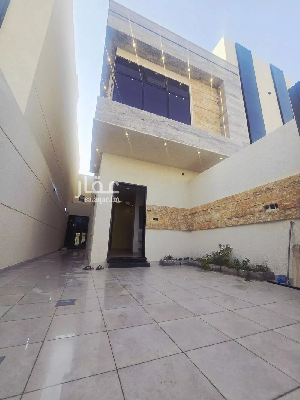 5 bedroom floor in Dhahrat Namar 3