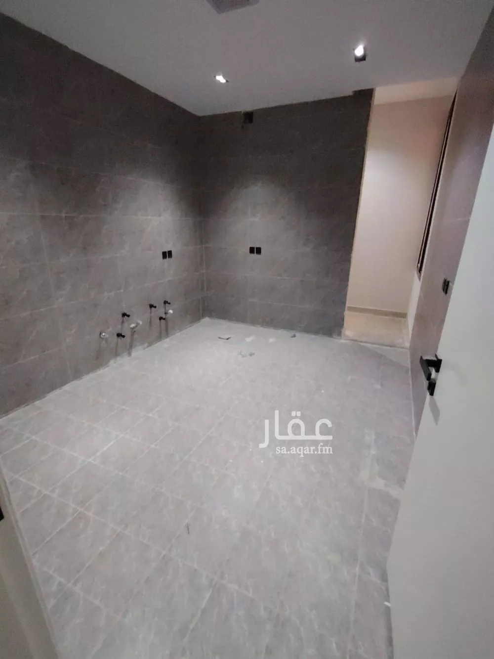 دور 5 غرف في بدر 8