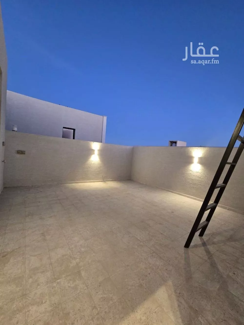 5 bedroom floor in Al Rimal 8
