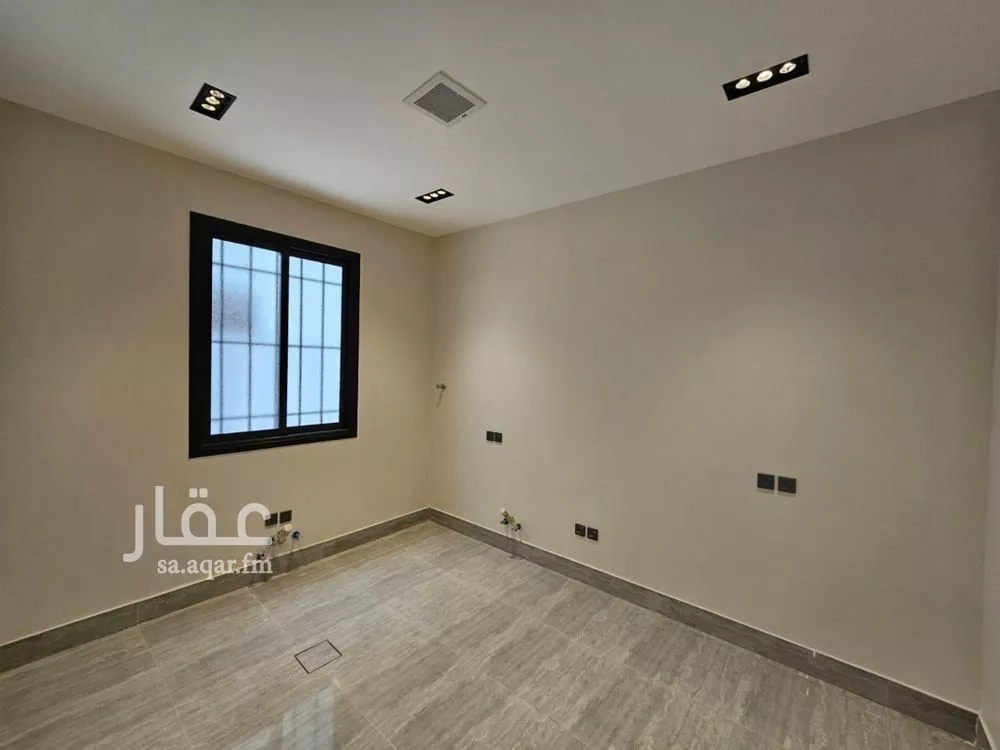 5 bedroom floor in Al Rimal 2