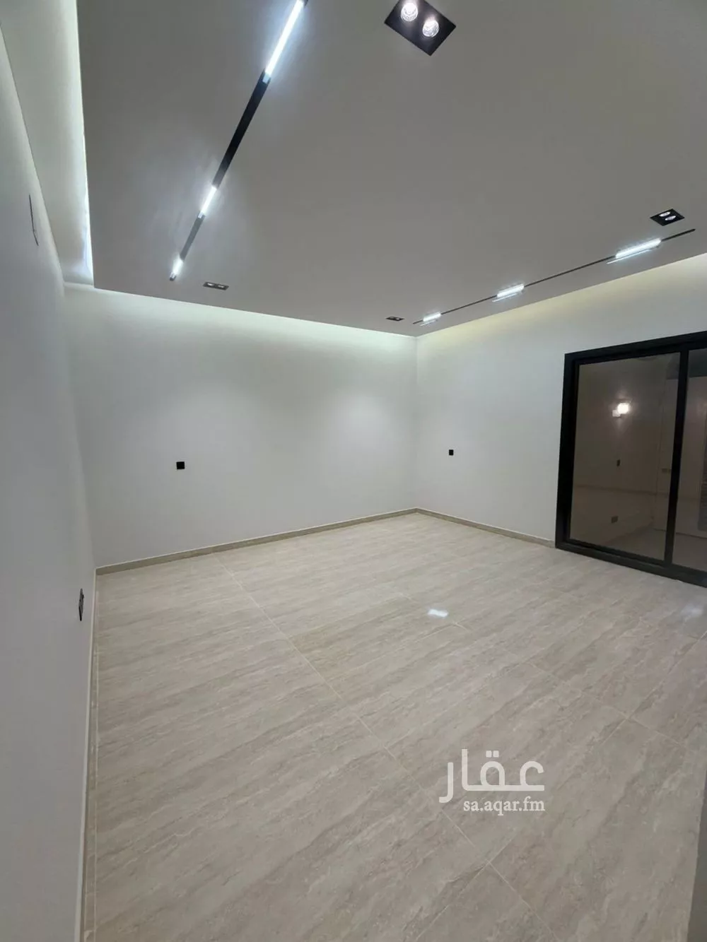 دور 6 غرف في الحزم 8