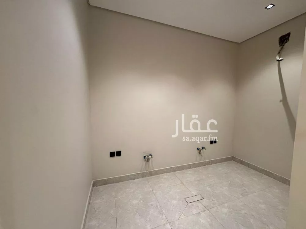 4 bedroom floor in Al Qadisiyah 11