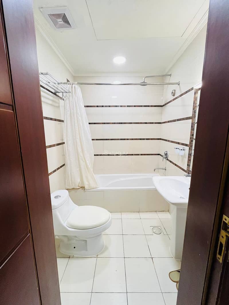 2 bedroom apartment in East Beach, Eastern Province 6