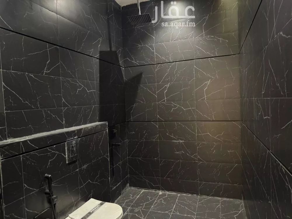 5 bedroom floor in Ash Sharq 3