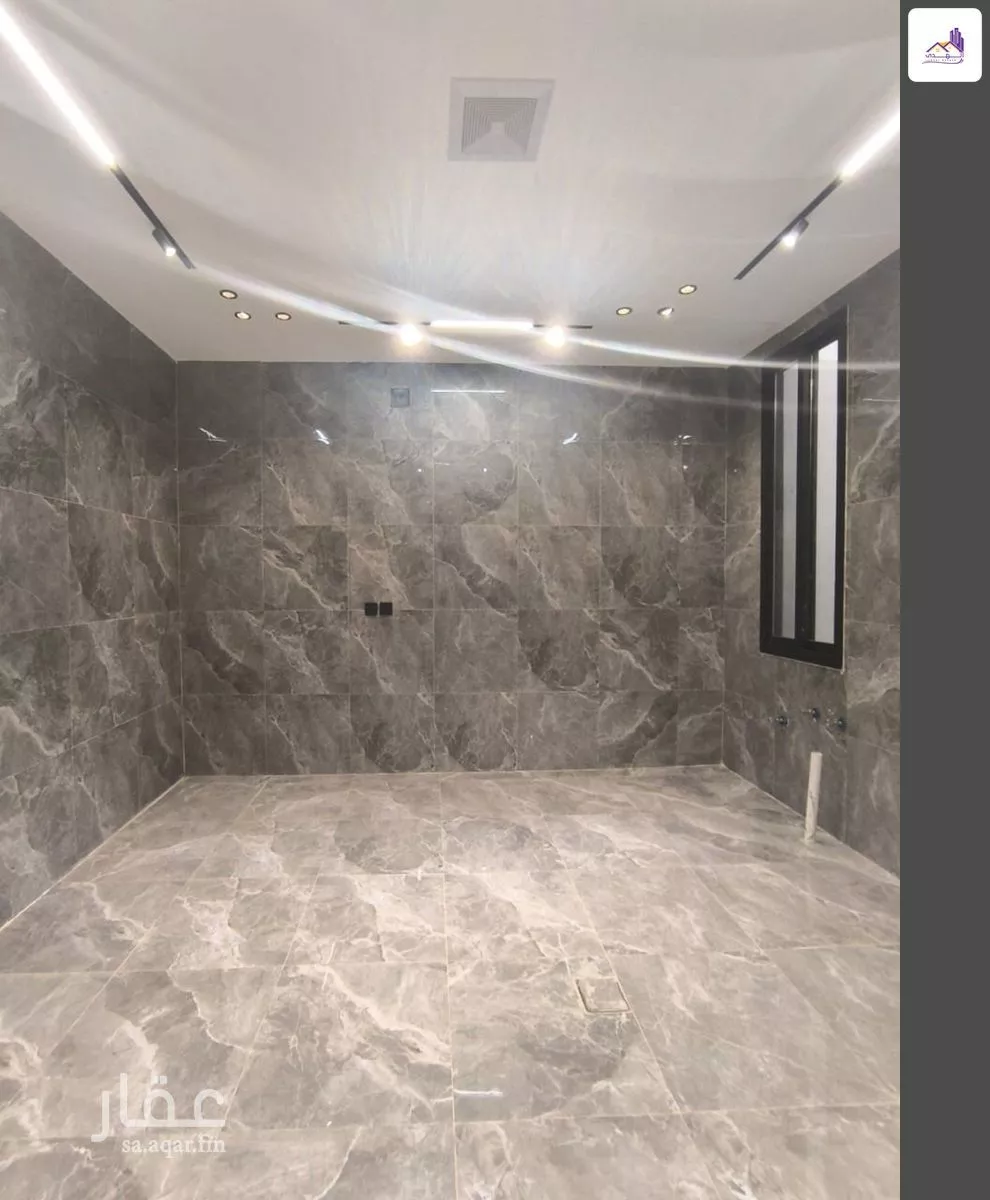 5 bedroom floor in Al Janadriyah 2