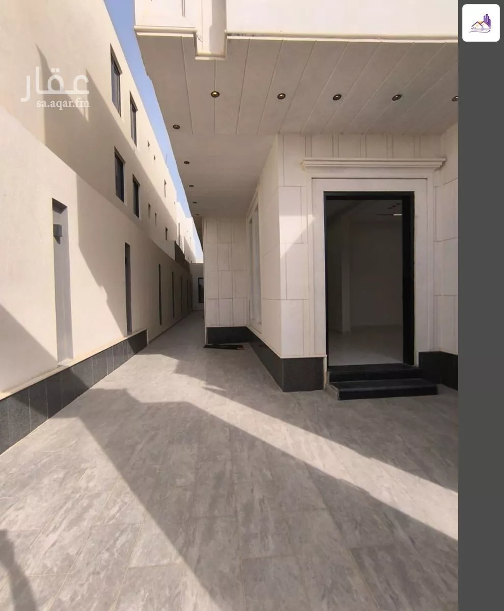 5 bedroom floor in Al Janadriyah 8