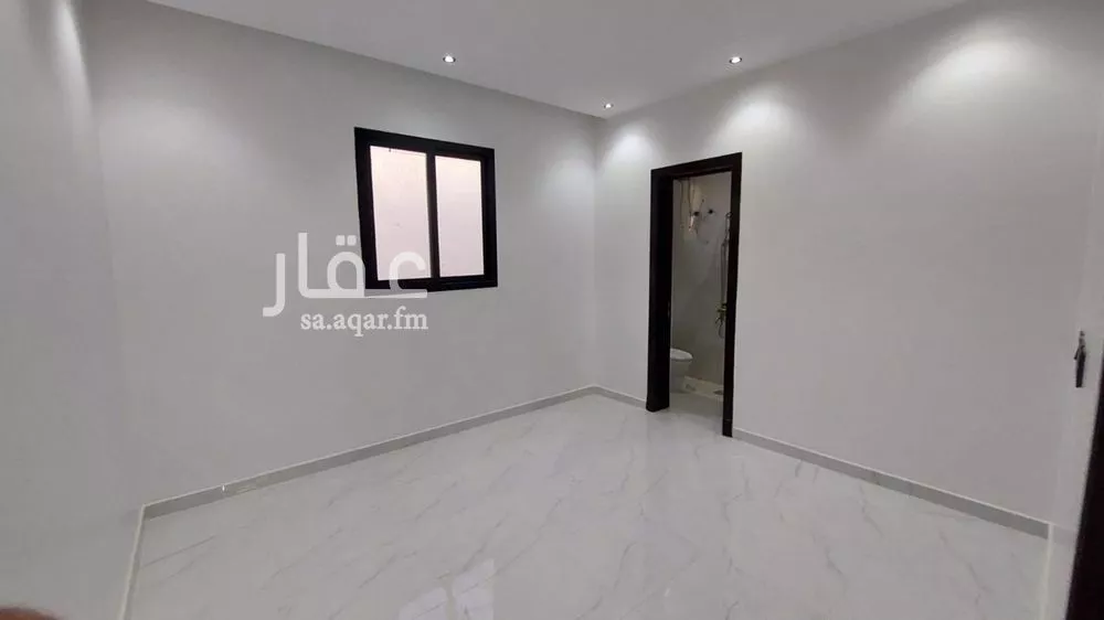 3 bedroom floor in As Suwaidi 3
