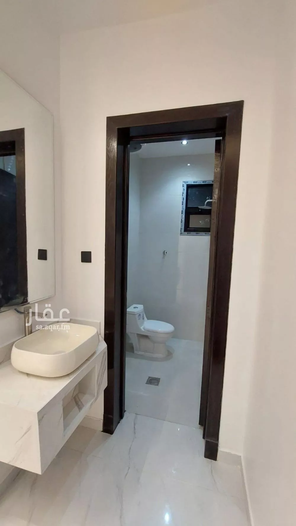 3 bedroom floor in As Suwaidi 9