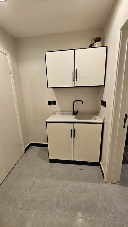 1 bedroom apartment in Al Qairawan 9