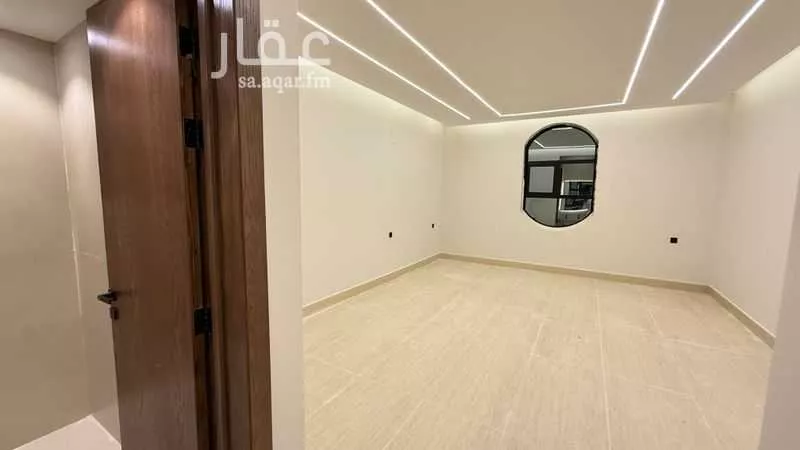 3 bedroom floor in As Suwaidi Al Gharabi 3