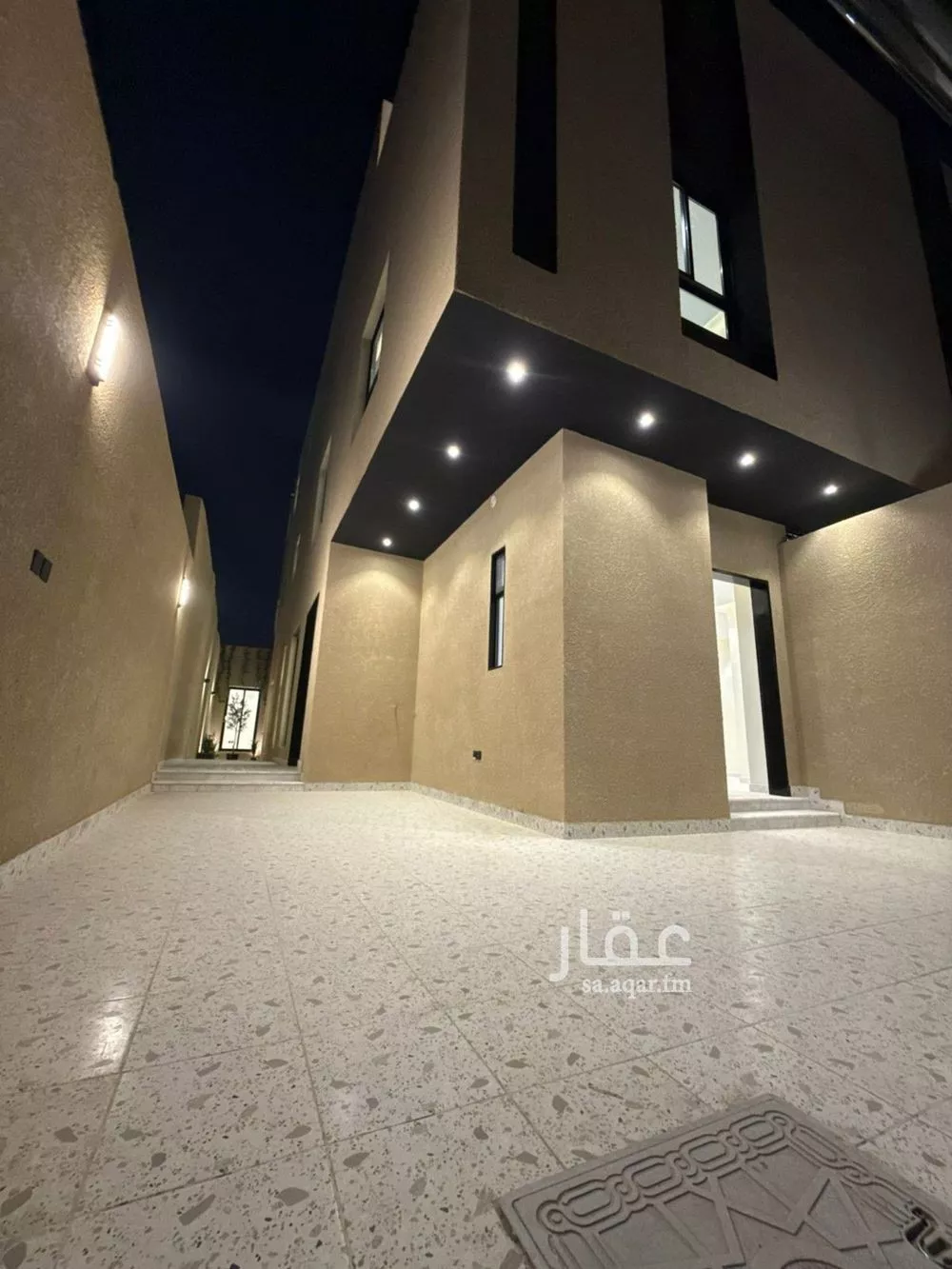 3 bedroom floor in As Suwaidi 2