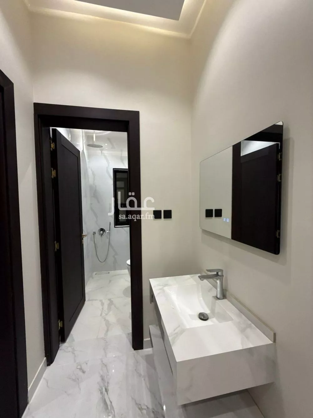 3 bedroom floor in As Suwaidi 12