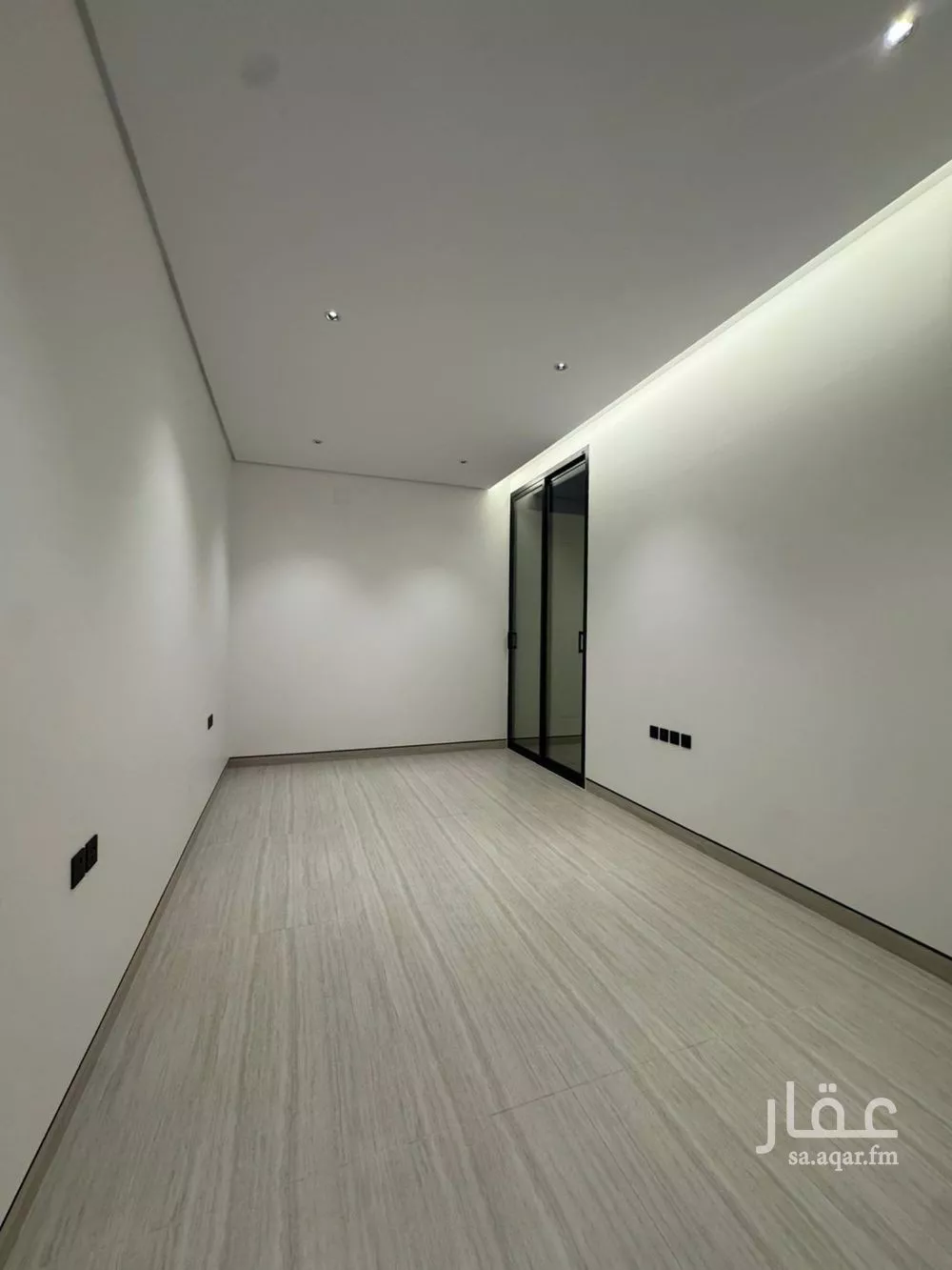 دور 4 غرف في العارض 28