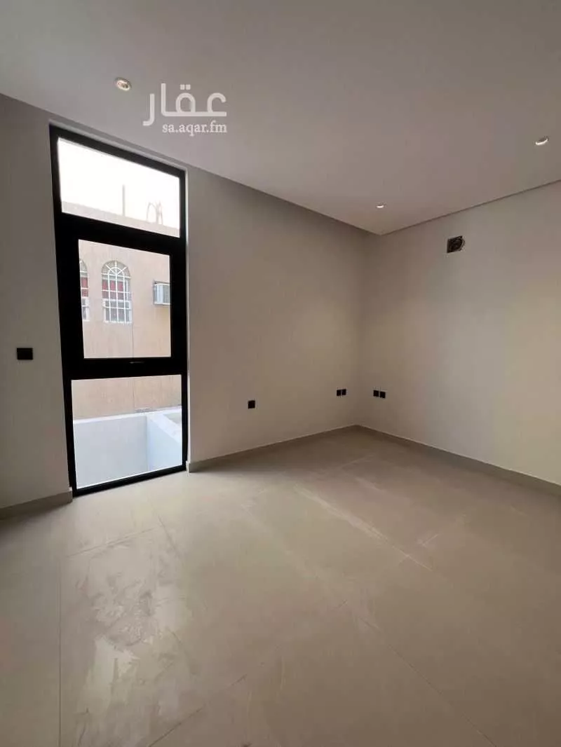 3 bedroom floor in Al Maseef 14