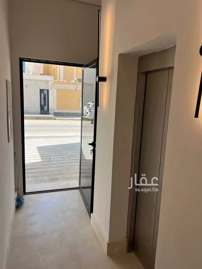 3 bedroom floor in Al Maseef 3