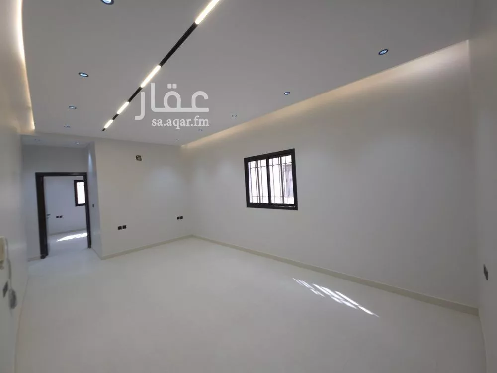 5 bedroom floor in Al Janadriyah 13