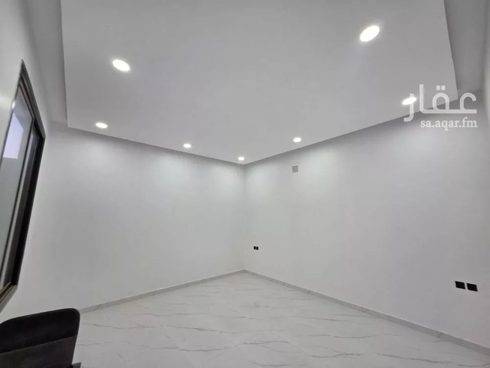 5 bedroom floor in Al Janadriyah 10