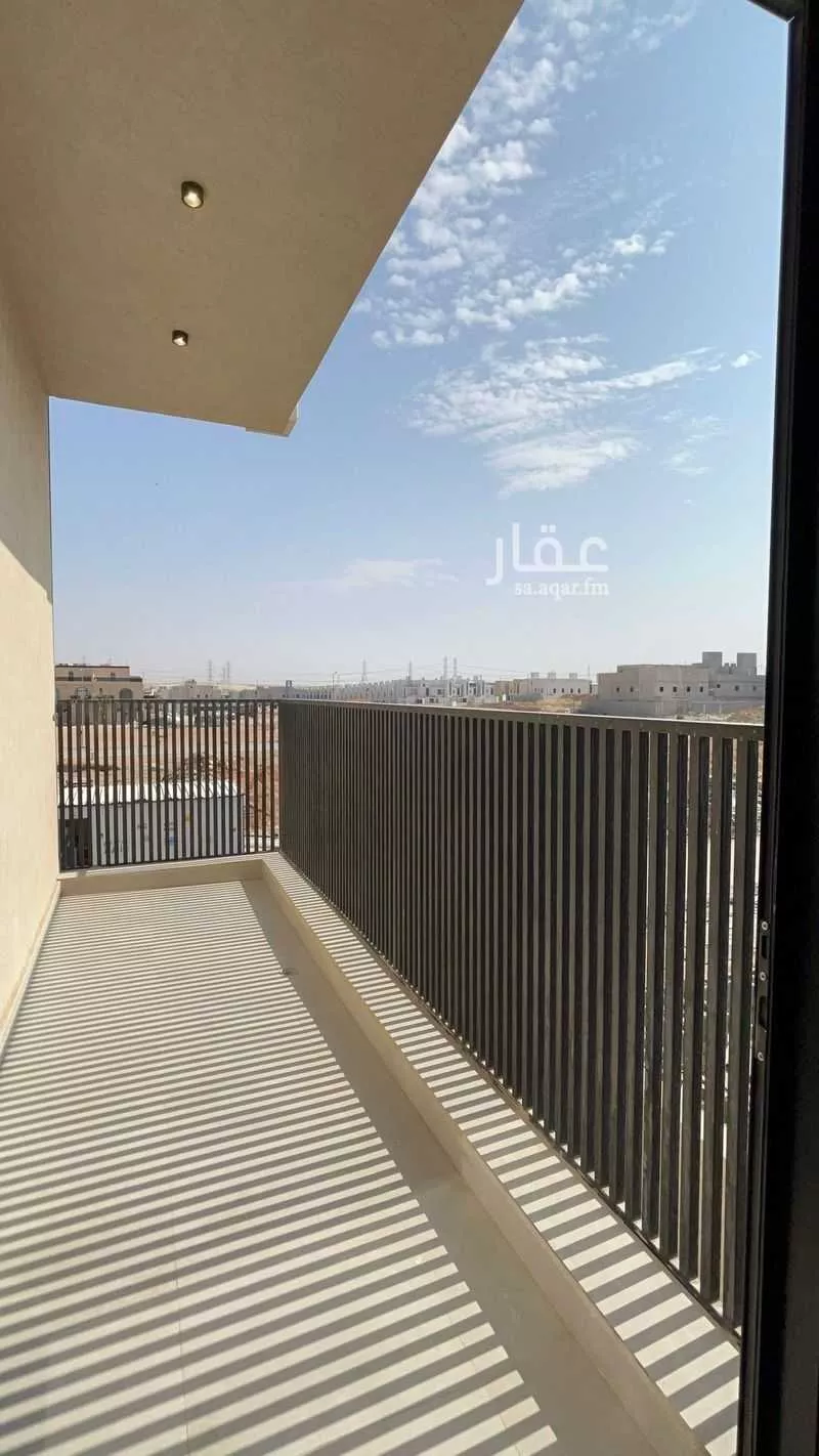 4 bedroom floor in Ash Sharq 12