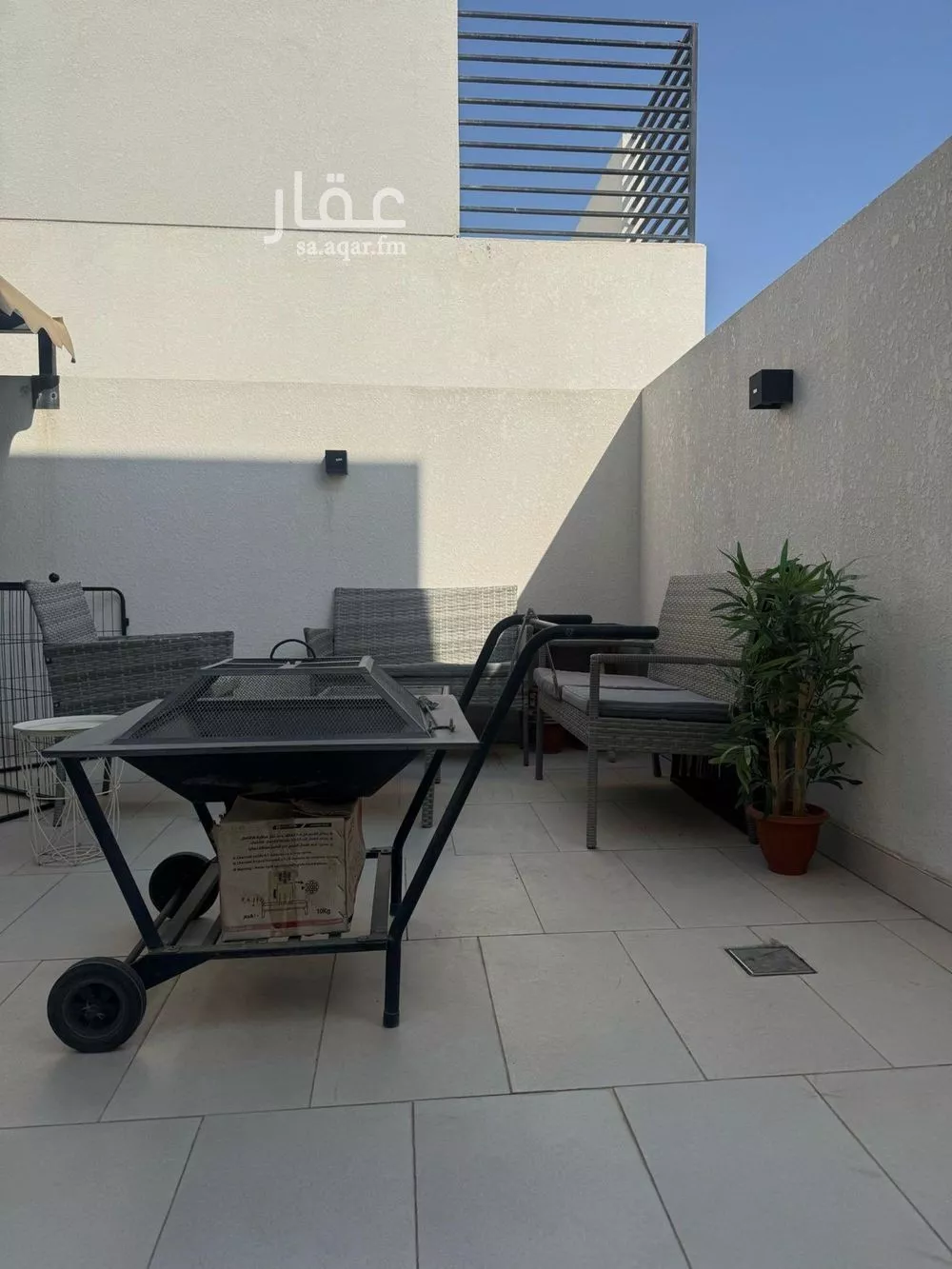 3 bedroom floor in Al Narjis 6