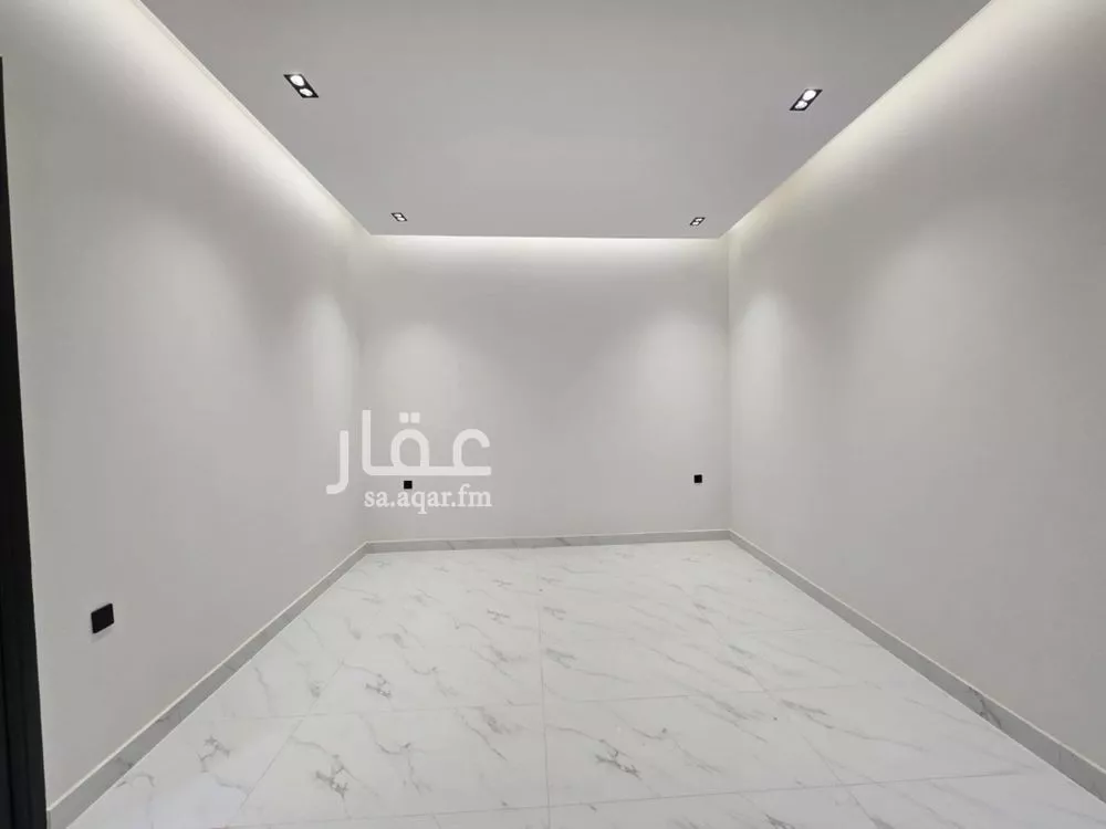 3 bedroom floor in Al Munsiyah 2