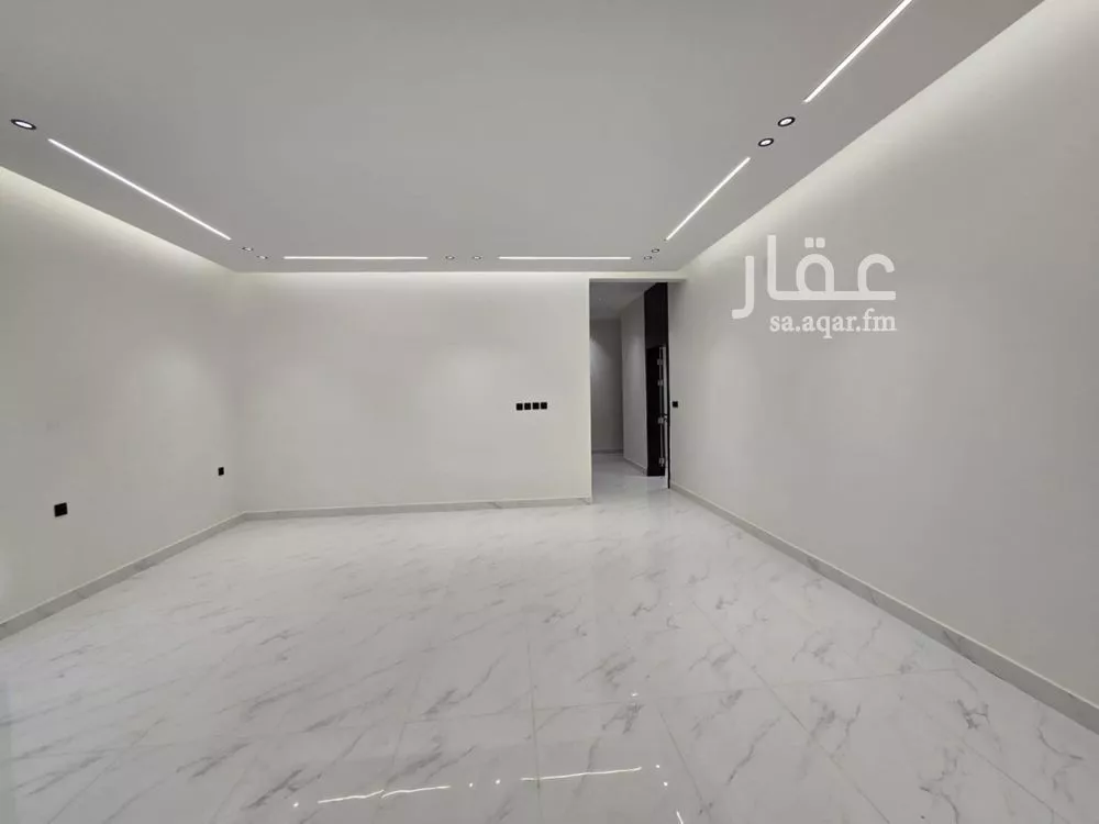 3 bedroom floor in Al Munsiyah 7