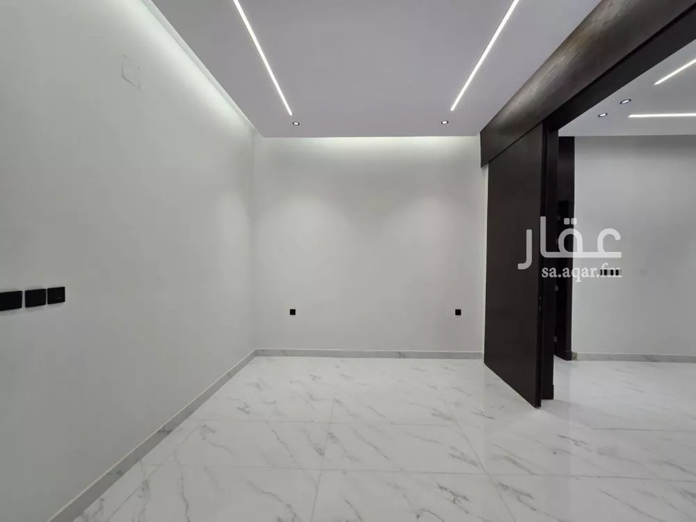 3 bedroom floor in Al Munsiyah 9