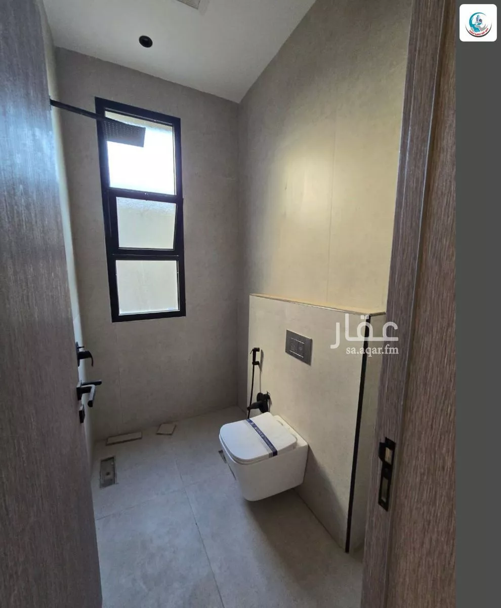 5 bedroom floor in Al Janadriyah 4