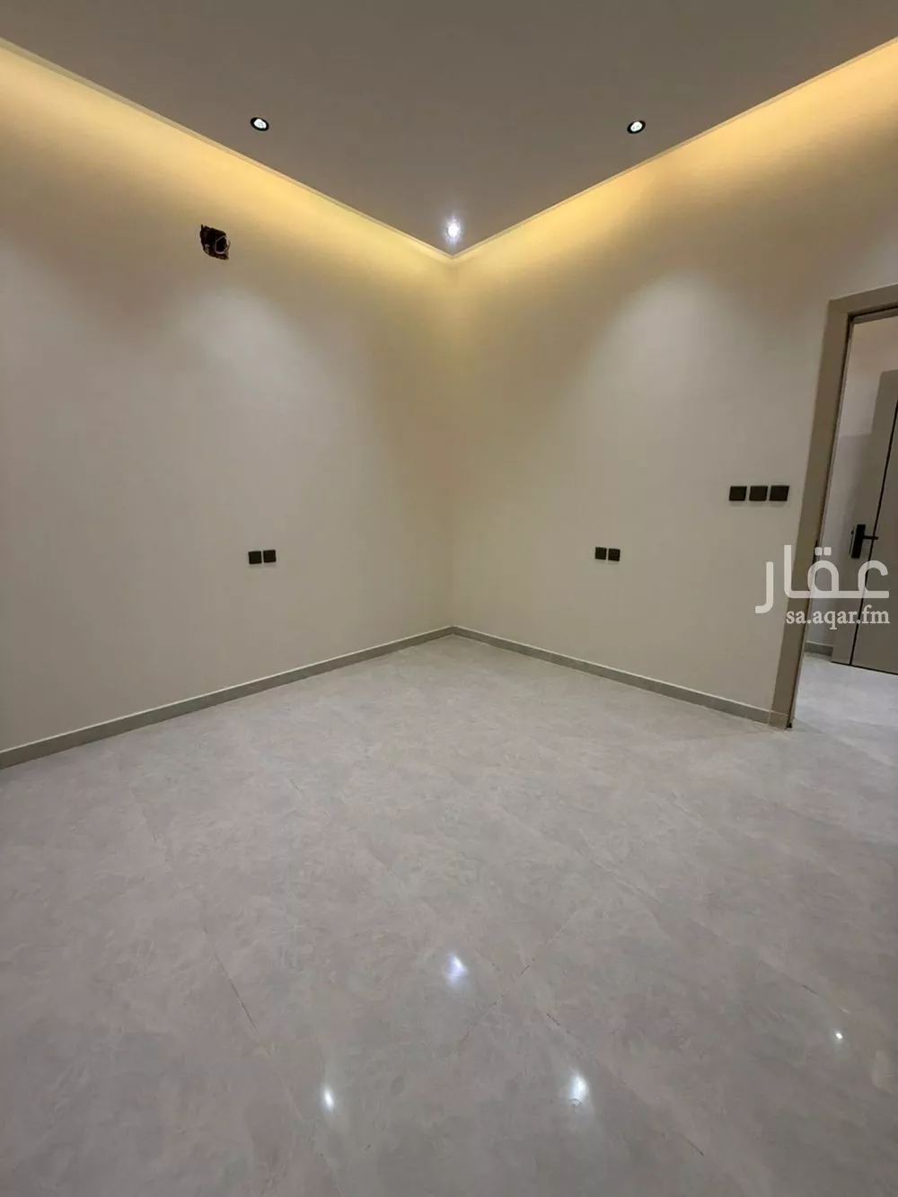 دور 4 غرف في احد 27