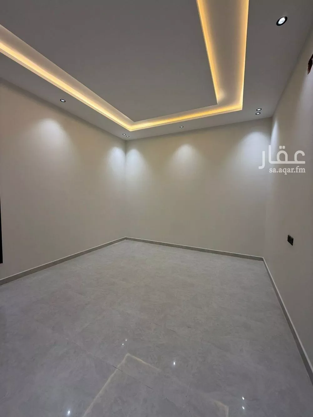 دور 4 غرف في احد 4
