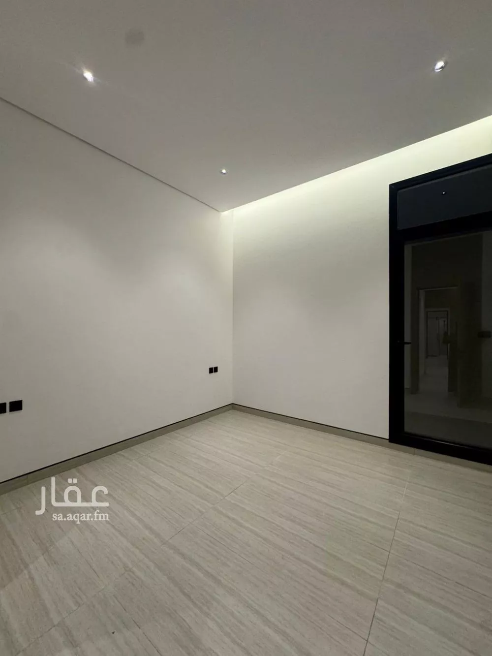 4 bedroom floor in Al Aridh 9