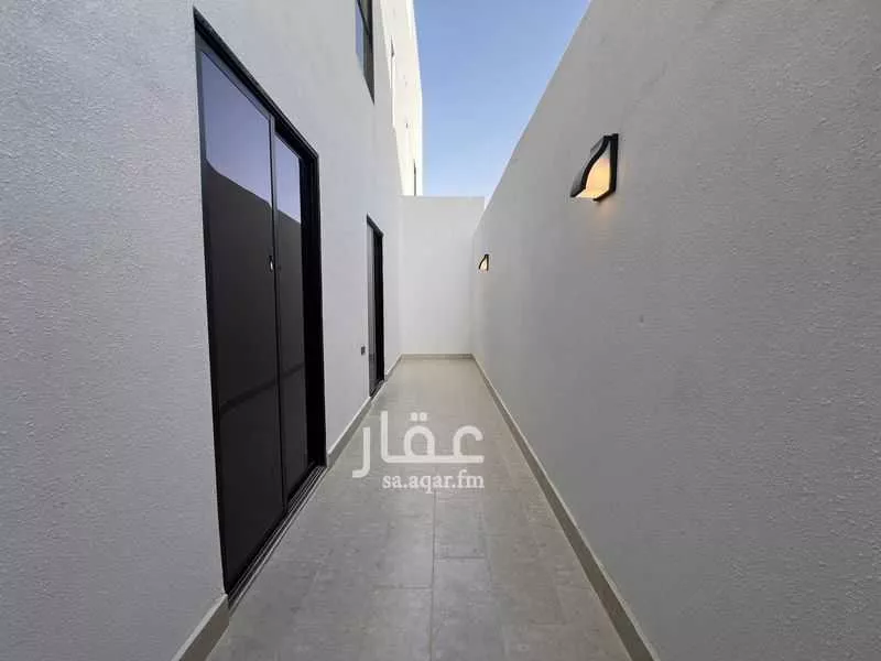 3 bedroom floor in Al Qairawan 14