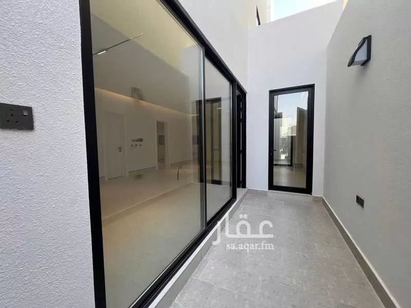 3 bedroom floor in Al Qairawan 16