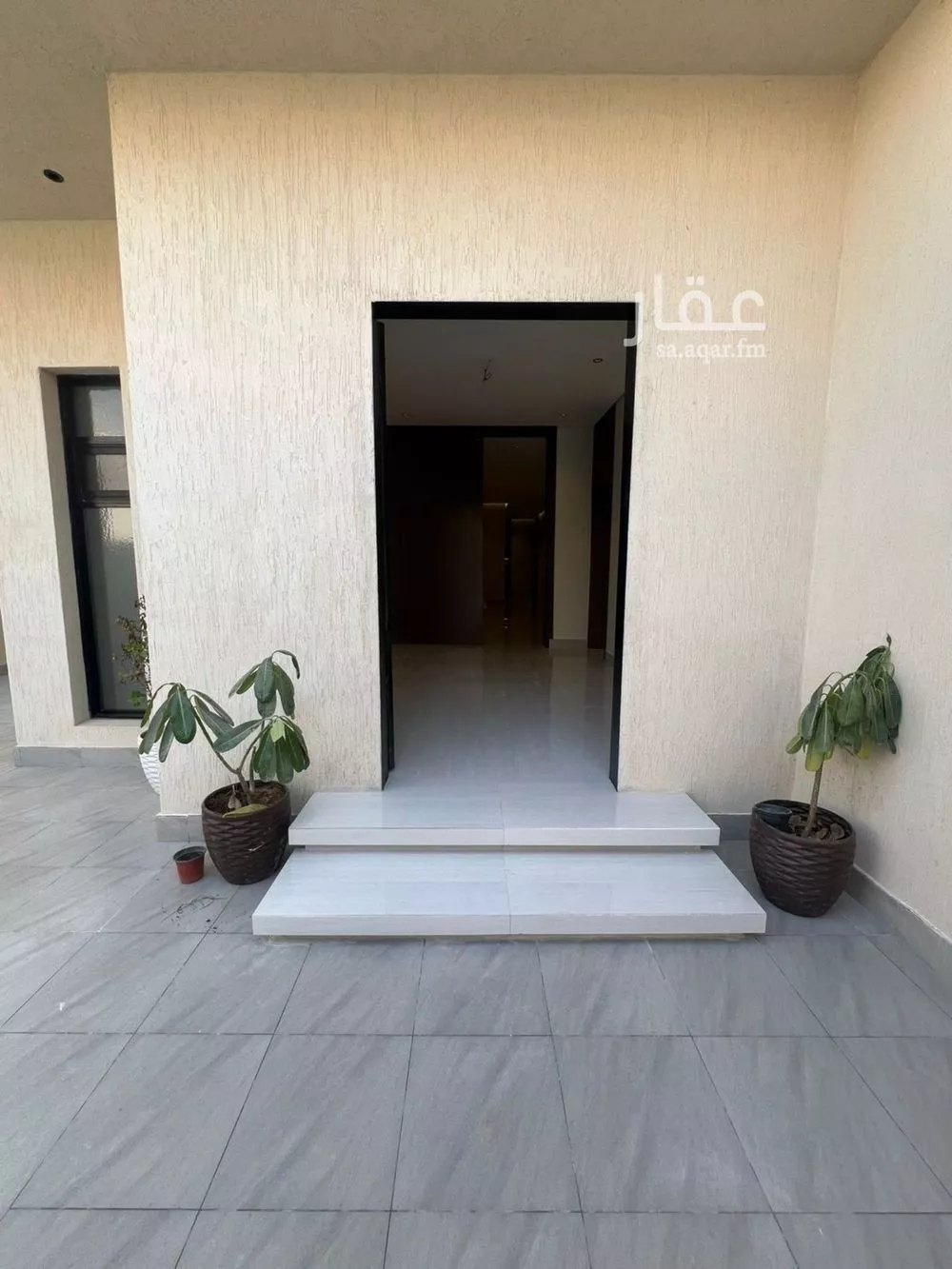 3 bedroom floor in Al Janadriyah 11
