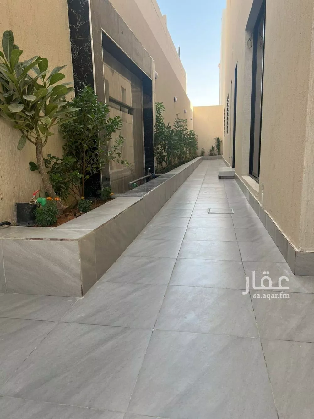 3 bedroom floor in Al Janadriyah 18